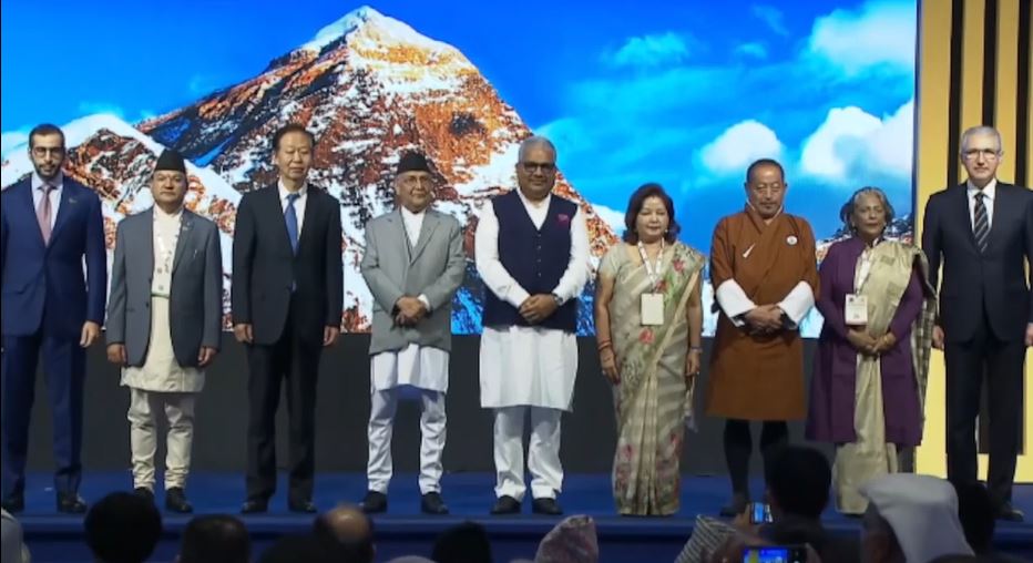 जलवायु परिवर्तनमा कम जिम्मेवार राष्ट्रहरुले नै ज्यादा असर व्यहाेरिरहेका छन्ः प्रधानमन्त्री ओली